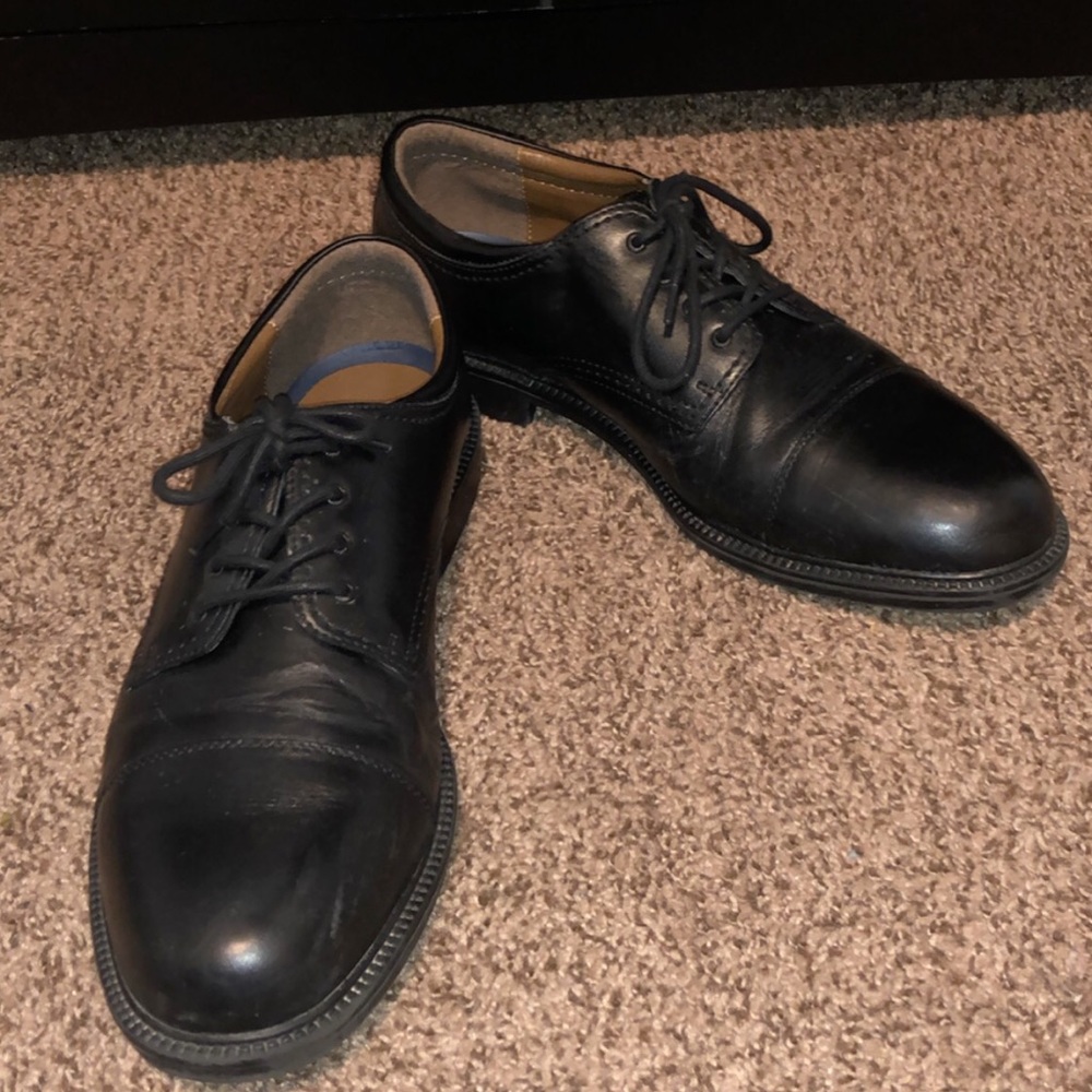 Size 13 Dockers Dress Shoes